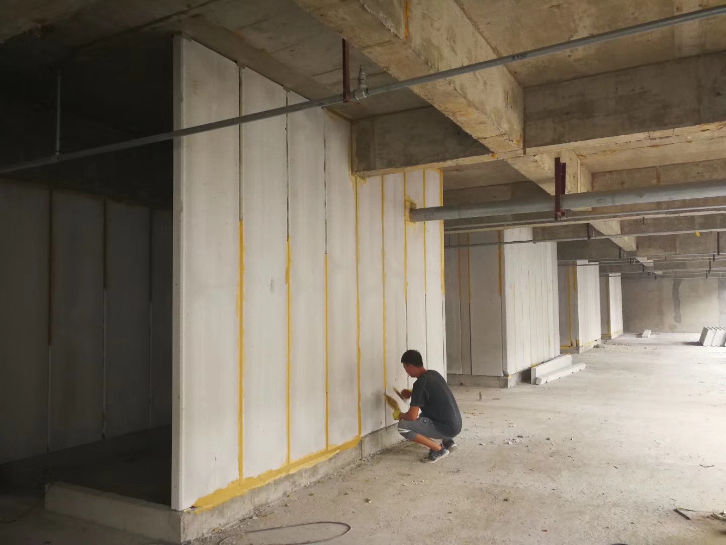 拱墅无机发泡轻骨料混凝土隔墙板施工技术性能研究